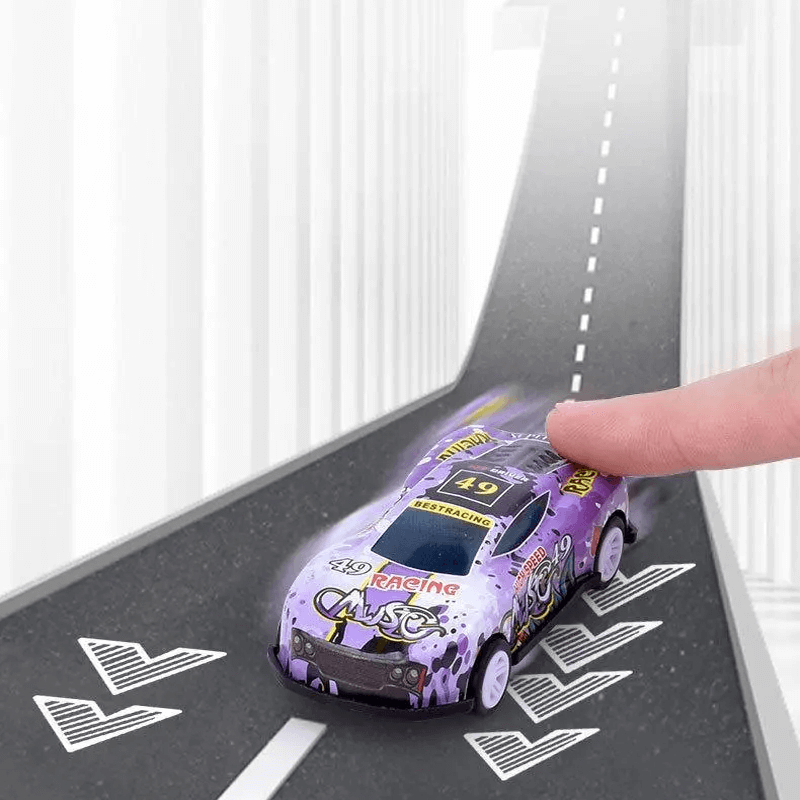 Lasten mini-kilpa-autosetti – kestävä rakenne ja jousitus