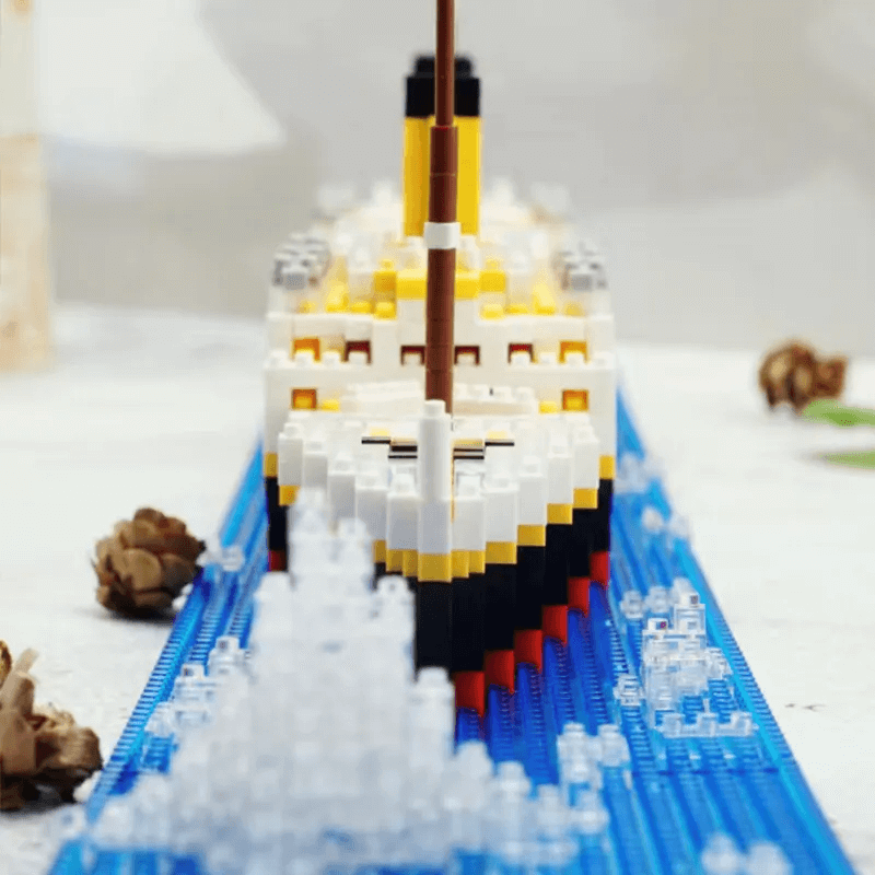 DIY Titanic 3D rakennuspalikat – 1860 osaa Laivamalli