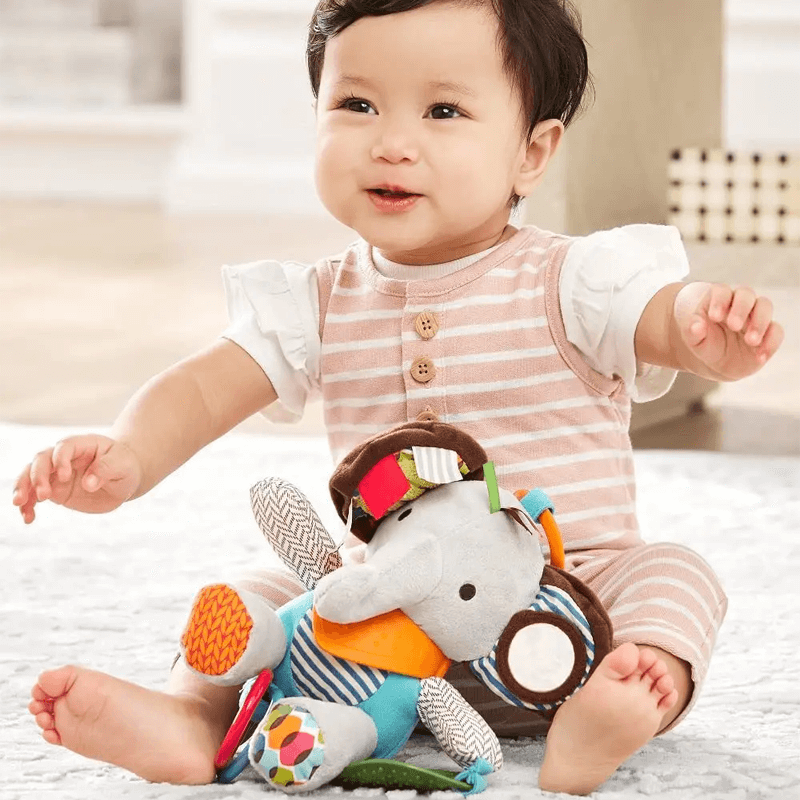 Riippuva vauvan pehmolelu – kiinnostava ja turvallinen lelu pikkulapsille