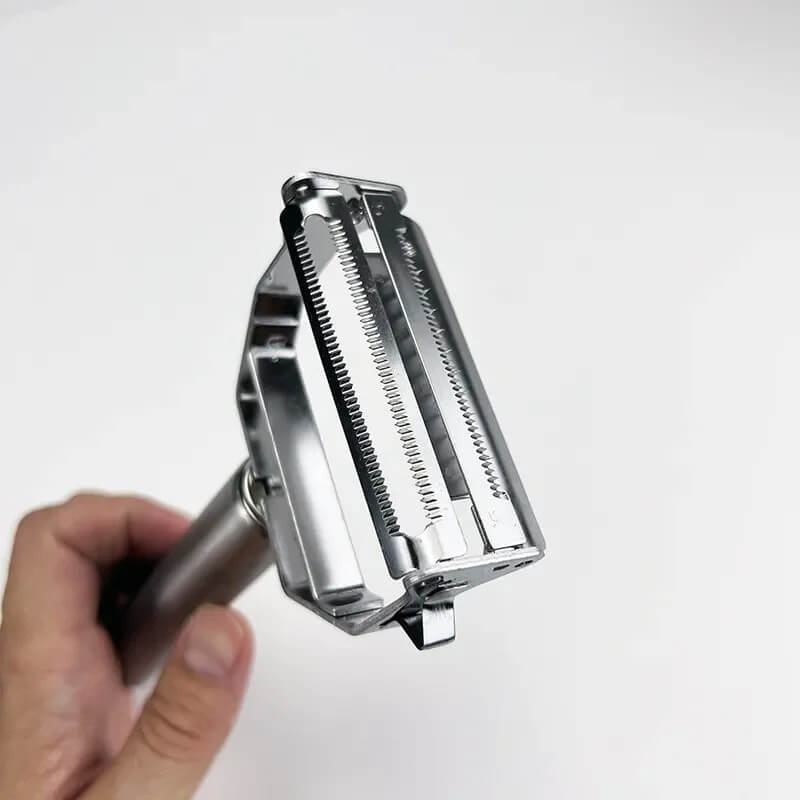 EasyGrate - Monikäyttöinen 4-in-1 ruostumattomasta teräksestä valmistettu kuorimalaite ja raastin | Helppo ja nopea leikkaaminen keittiössä.