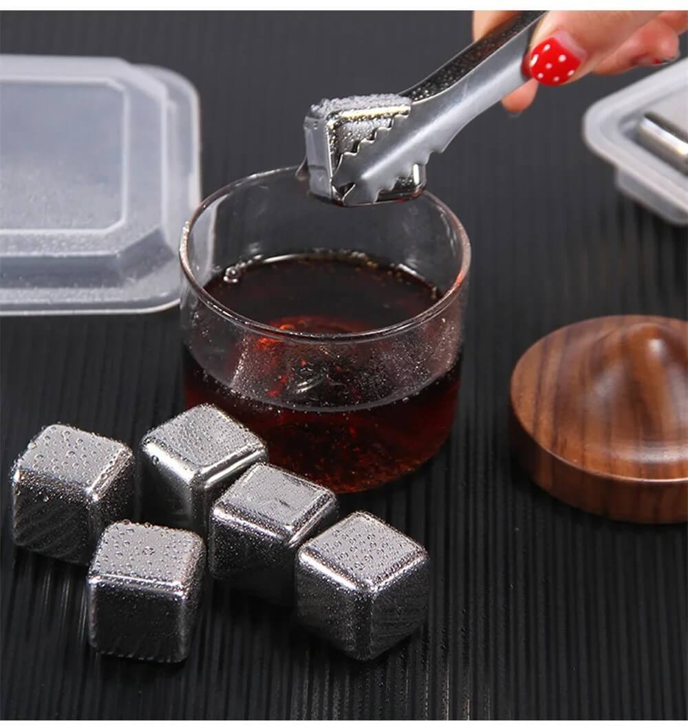 FrostGleam - Ruostumattomasta teräksestä valmistettu jääpalasarja | Uudelleenkäytettävät jääkuutiot viskille, viinille ja cocktaileille - Tyylikäs, viileä ja laimentamaton