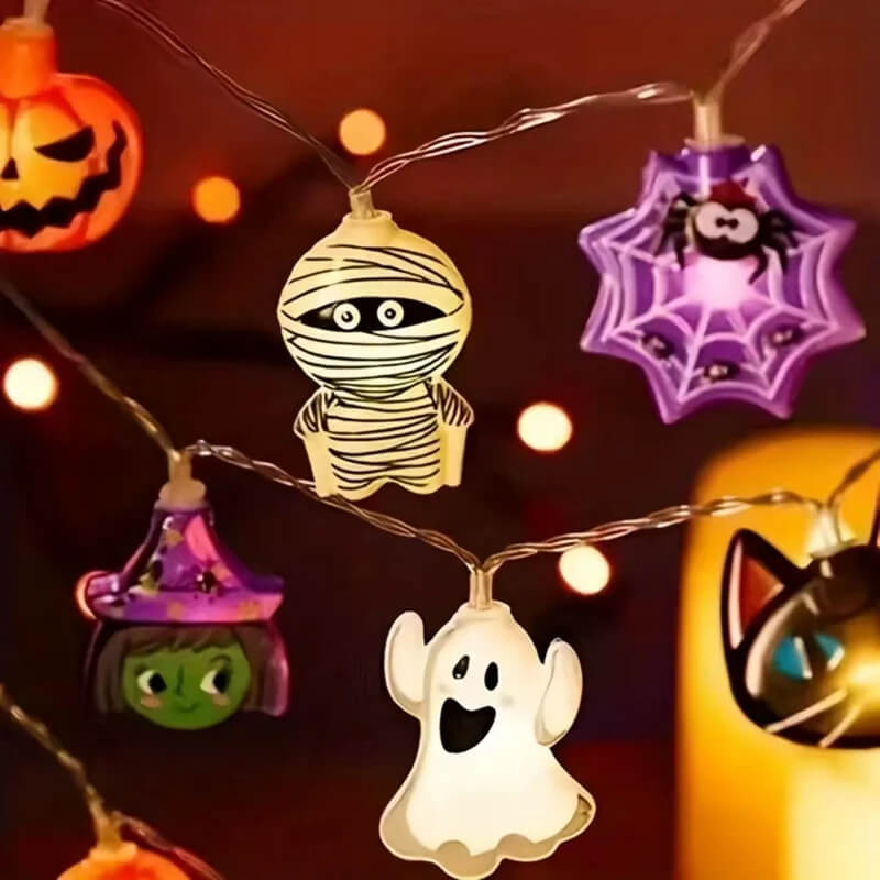 Halloween LED Slinga med Pumpor, Spöken och Spindelnät – Dekorativa Ljusslingor för Inomhus och Utomhus