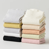 EaseMotion – Andningsbara Halkfria Yogastrumpor med Mjukt Grepp & Ventilerande Komfort