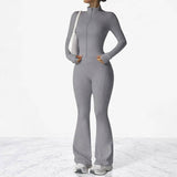 AeroFlare – Nopeasti kuivuva naisten treenisetti, jossa on kapea takki ja levenevät trikoot joogaan, treenaamiseen ja jokapäiväiseen käyttöön