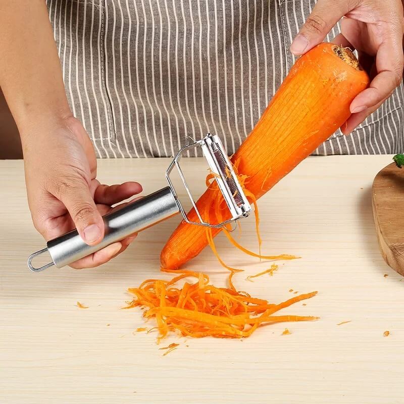 EasyGrate - Monikäyttöinen 4-in-1 ruostumattomasta teräksestä valmistettu kuorimalaite ja raastin | Helppo ja nopea leikkaaminen keittiössä.