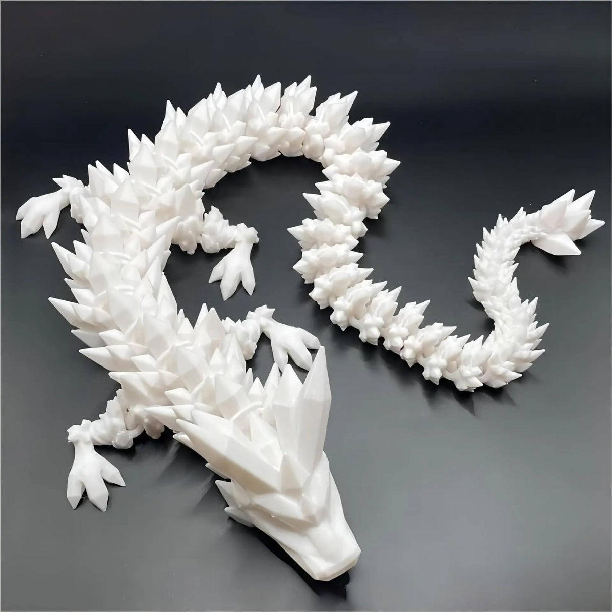 DragonMorph - 3D-tulostettu liikkuva lohikäärmeen malli koristeluun ja fantasiaan